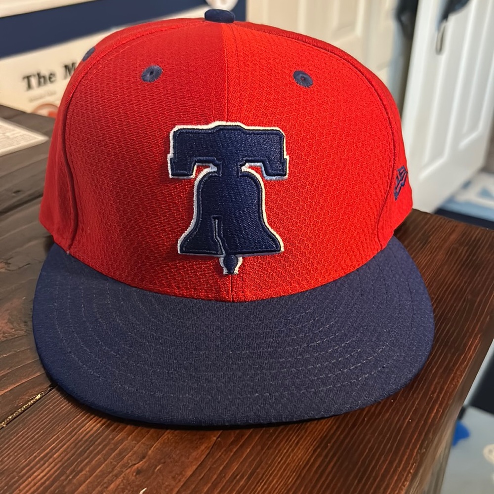 Philadelphia Phillies 7 5/8 Hat.